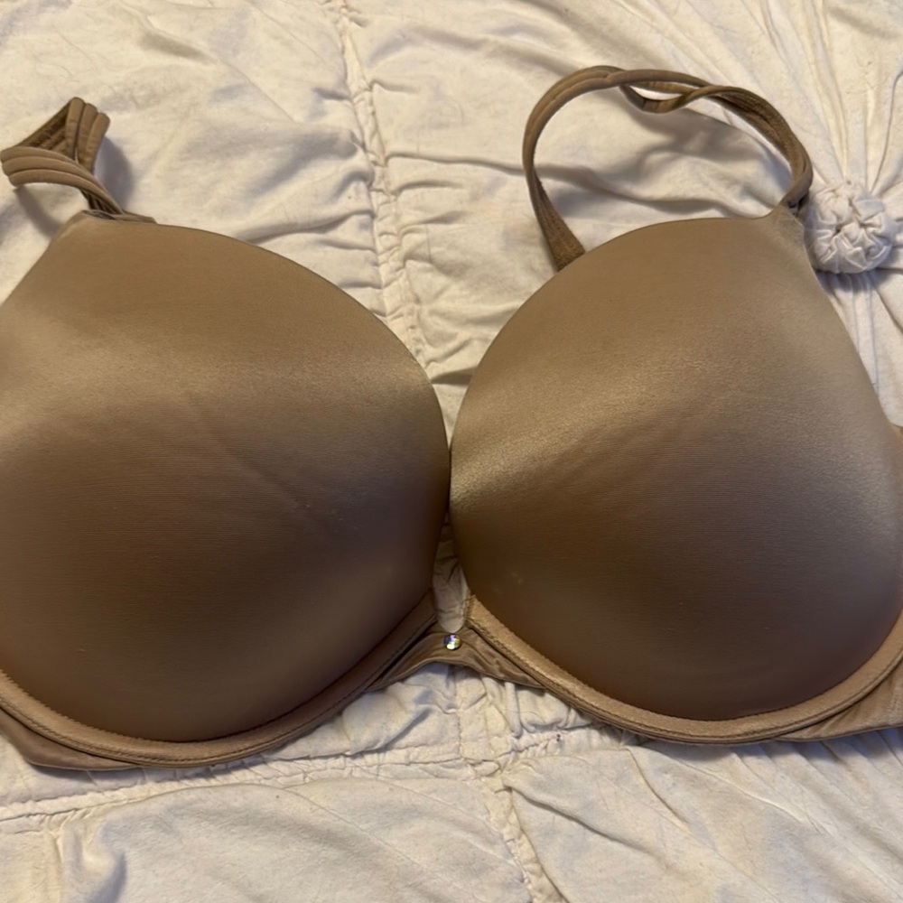 Victoria’s Secret Very Sexy Push-Up. 36DD.